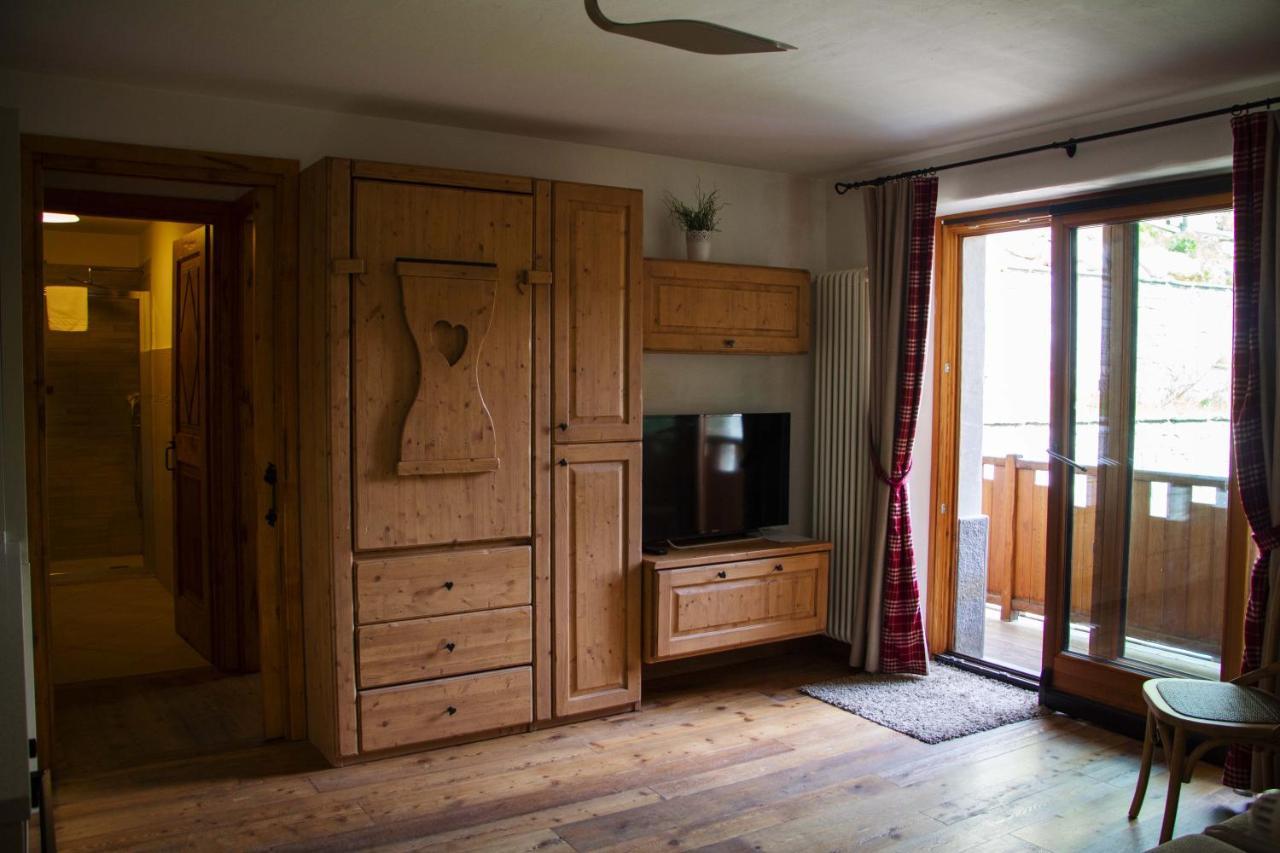 Maison Carrel Elegant 12 Breuil-Cervinia Exterior photo