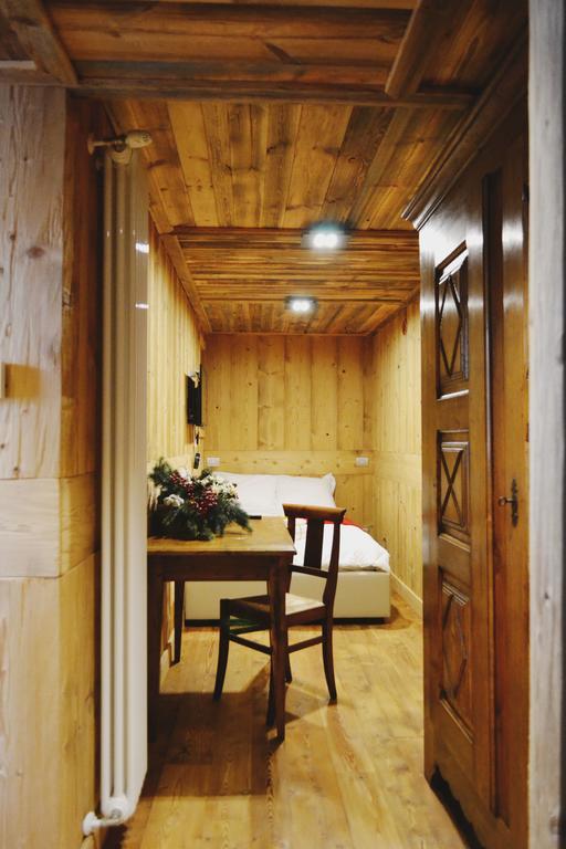 Maison Carrel Elegant 12 Breuil-Cervinia Exterior photo